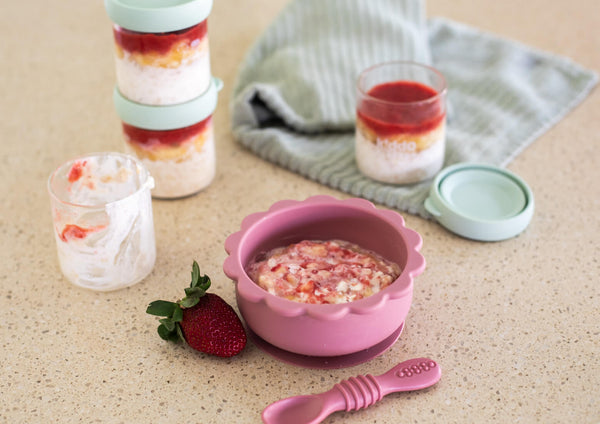 Banana & strawberry overnight oats